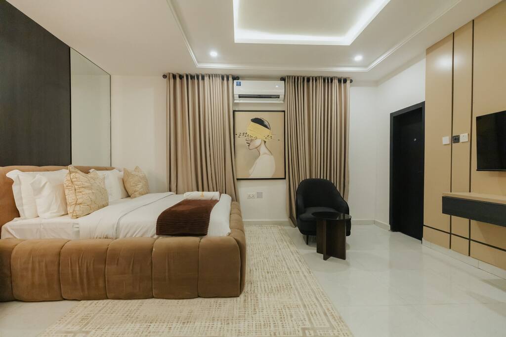 Gallery image 2