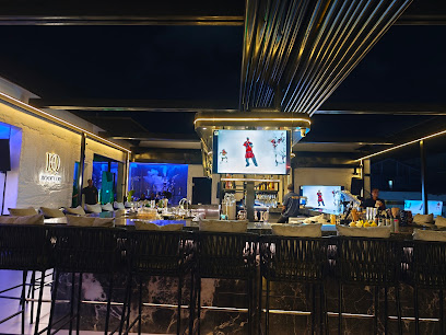HQ Rooftop Lounge